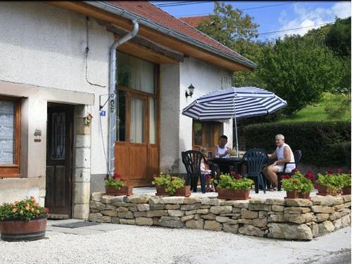 Gîte des 3 Hiboux Mondon Exterior foto